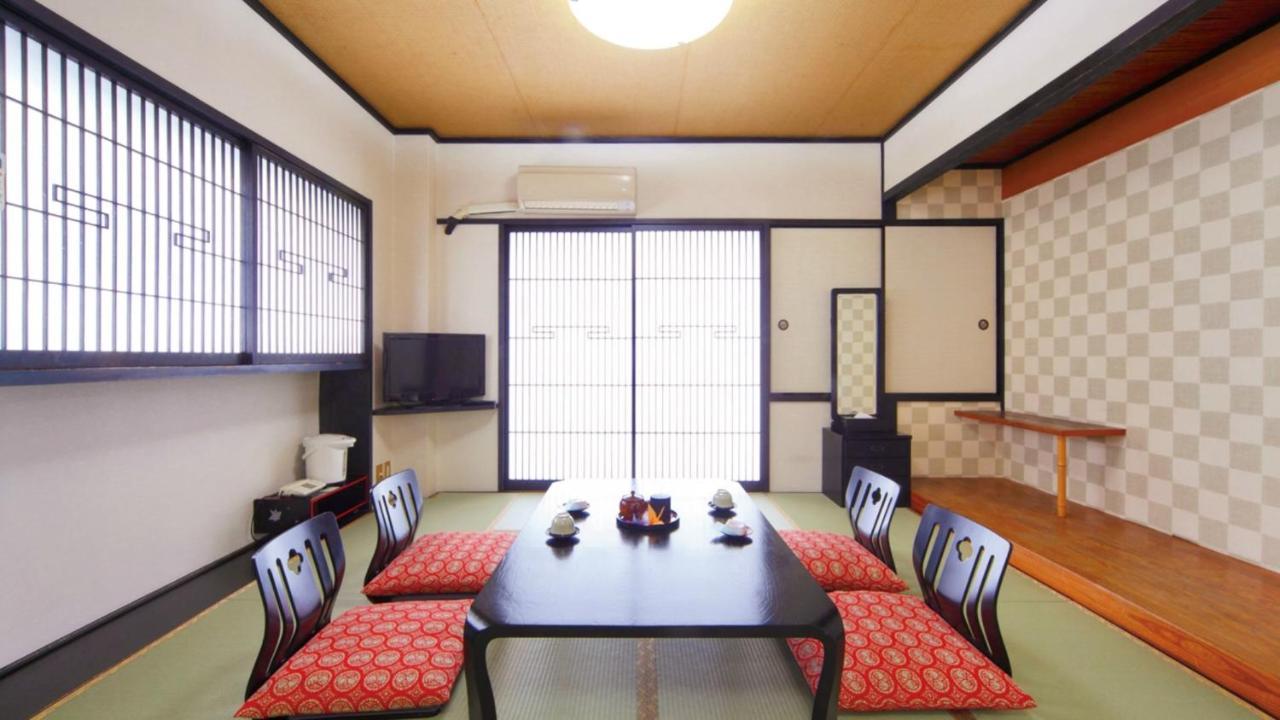 Hotel Chatelet Inn Kyoto Exterior photo