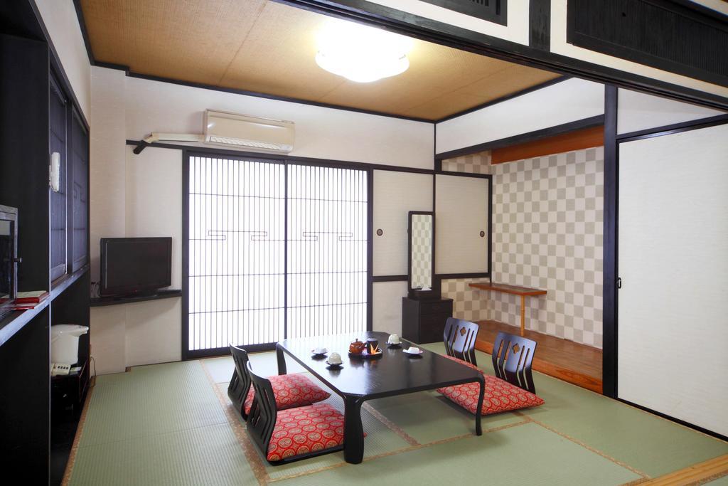Hotel Chatelet Inn Kyoto Exterior photo
