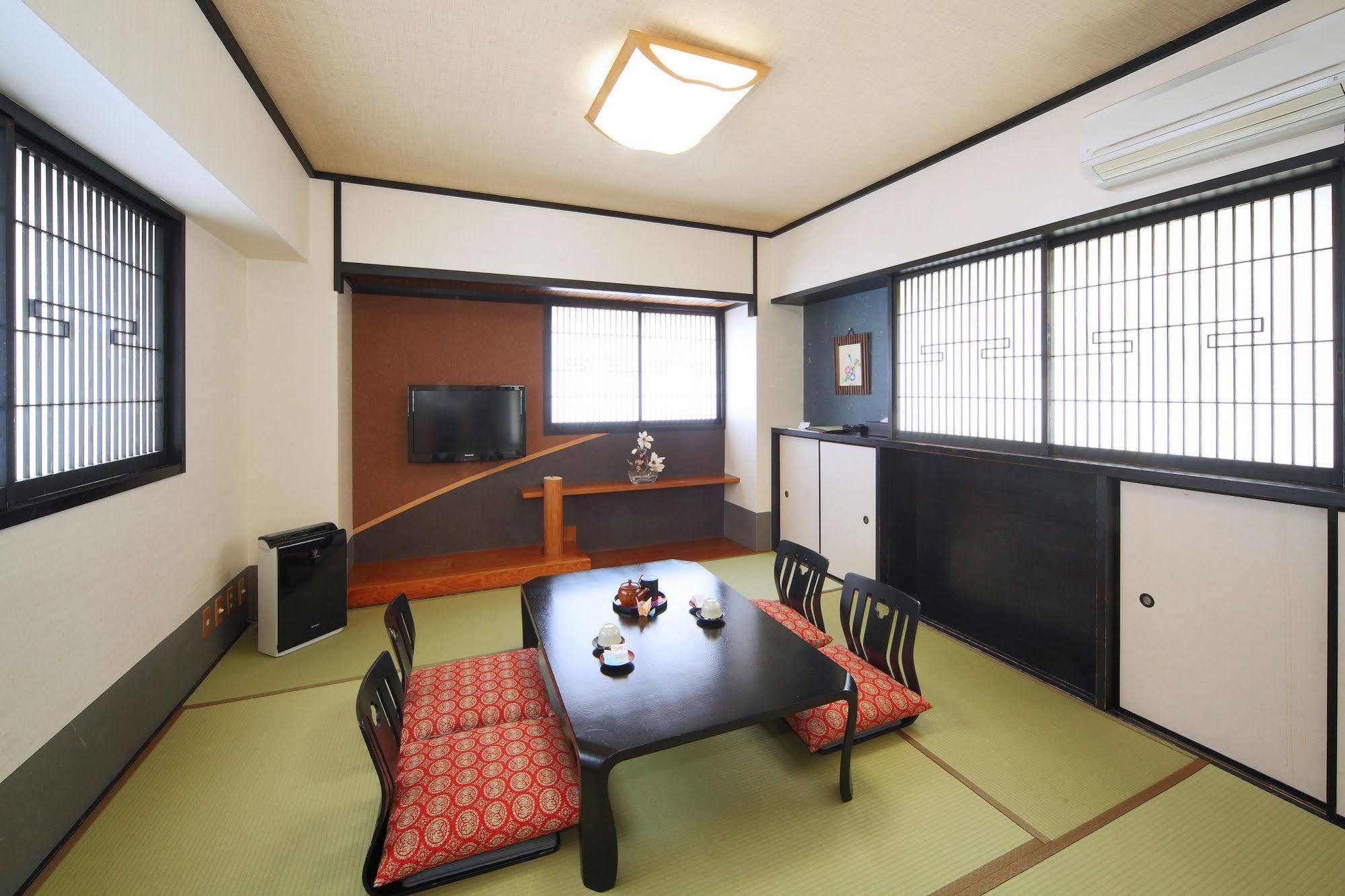 Hotel Chatelet Inn Kyoto Exterior photo