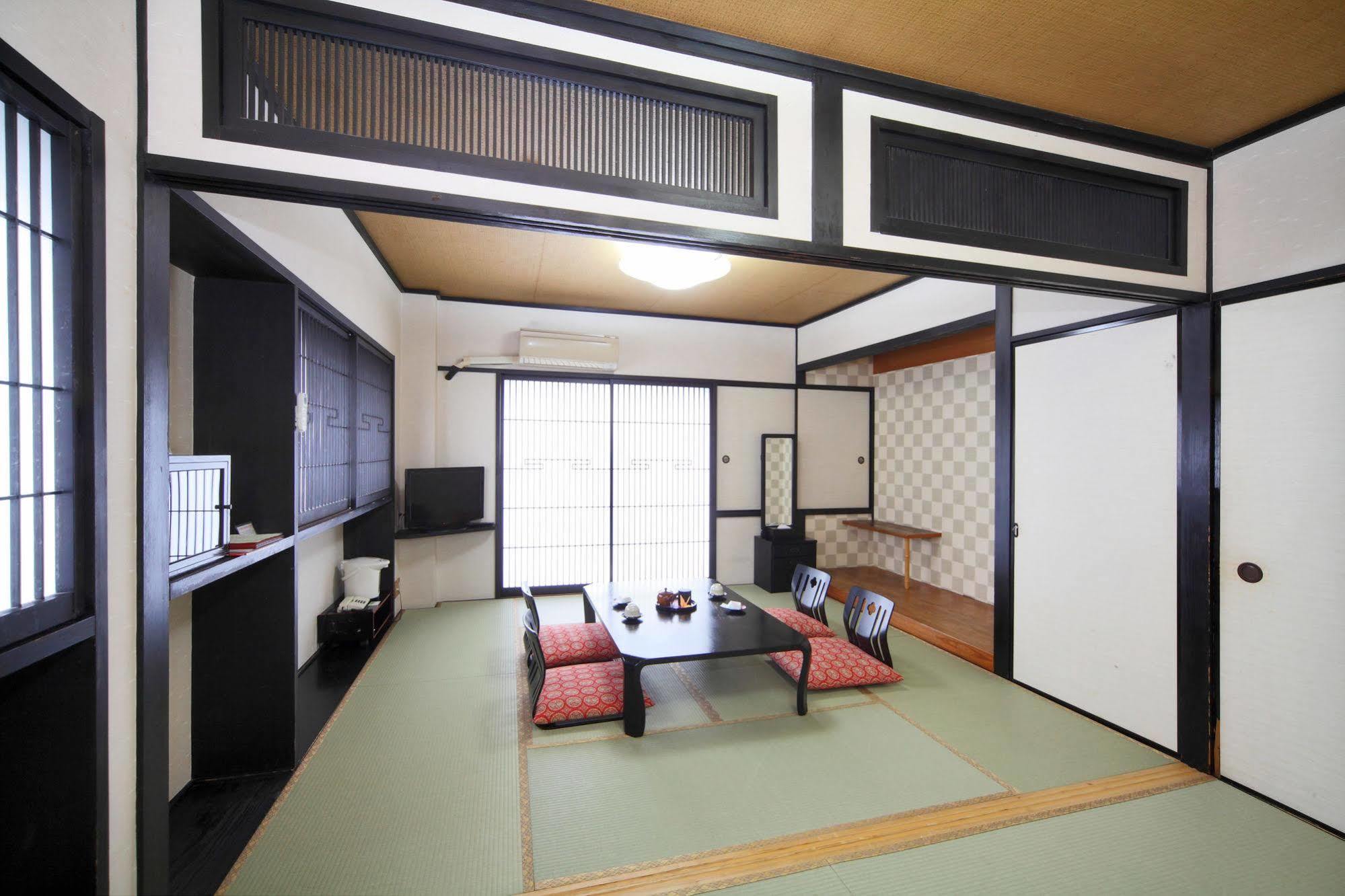 Hotel Chatelet Inn Kyoto Exterior photo